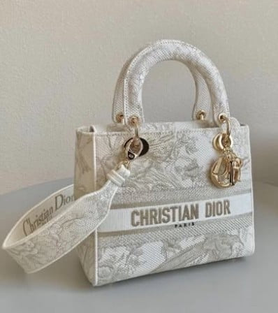 Shoulder bag - best quality